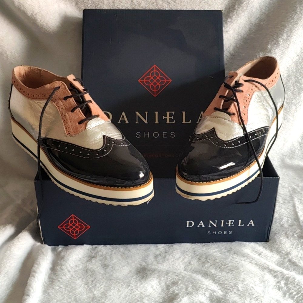 Daniela shoes leather platform lace up oxford, size 37